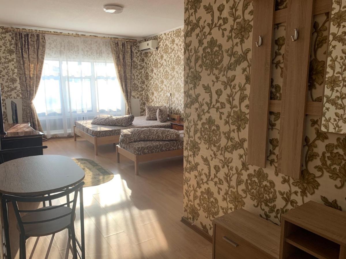 4 Seasons Hotel Boryspilʼ Exterior foto